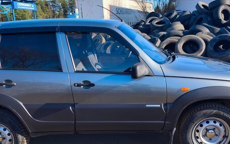 Chevrolet Niva I рестайлинг, 2010 год, 440 000 рублей, 7 фотография