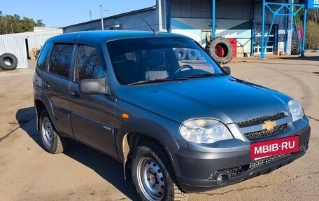 Chevrolet Niva I рестайлинг, 2010 год, 440 000 рублей, 6 фотография