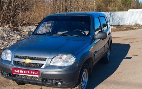 Chevrolet Niva I рестайлинг, 2010 год, 440 000 рублей, 4 фотография