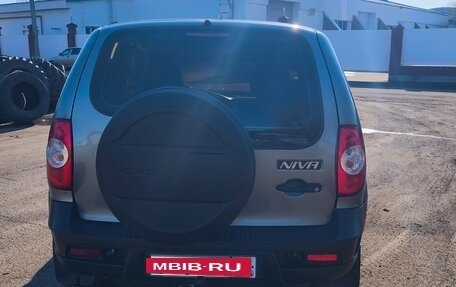 Chevrolet Niva I рестайлинг, 2010 год, 440 000 рублей, 9 фотография