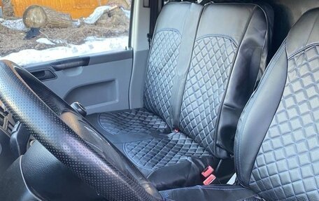 Volkswagen Transporter T5 рестайлинг, 2008 год, 1 000 000 рублей, 6 фотография