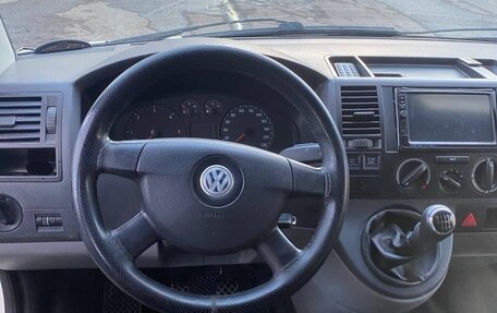 Volkswagen Transporter T5 рестайлинг, 2008 год, 1 000 000 рублей, 5 фотография