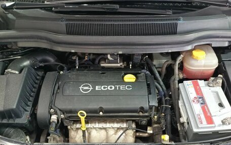 Opel Zafira B, 2010 год, 865 000 рублей, 21 фотография