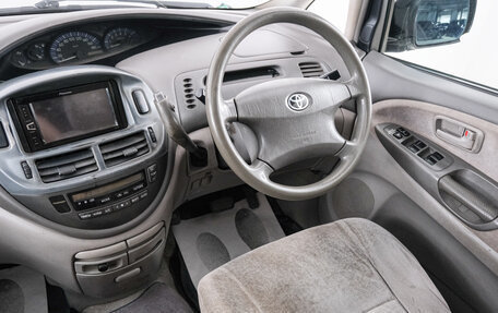 Toyota Estima III рестайлинг -2, 2002 год, 949 000 рублей, 10 фотография