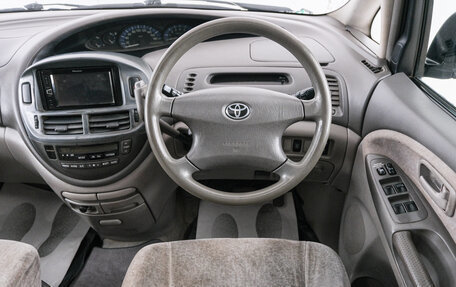 Toyota Estima III рестайлинг -2, 2002 год, 949 000 рублей, 15 фотография