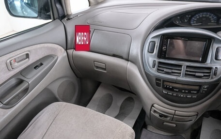 Toyota Estima III рестайлинг -2, 2002 год, 949 000 рублей, 12 фотография