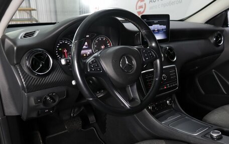 Mercedes-Benz GLA, 2018 год, 2 300 000 рублей, 7 фотография