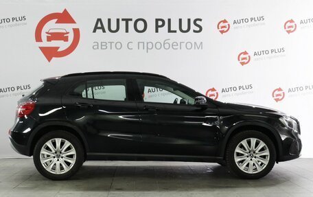 Mercedes-Benz GLA, 2018 год, 2 300 000 рублей, 6 фотография