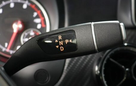 Mercedes-Benz GLA, 2018 год, 2 300 000 рублей, 15 фотография