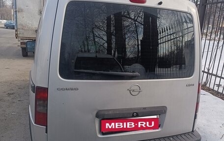 Opel Combo C, 2010 год, 599 999 рублей, 3 фотография