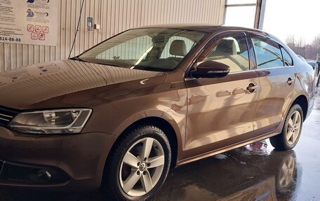 Volkswagen Jetta VI, 2012 год, 1 050 000 рублей, 5 фотография