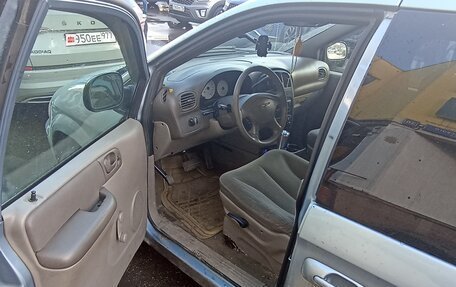 Chrysler Voyager IV, 2003 год, 550 000 рублей, 5 фотография