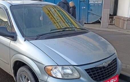 Chrysler Voyager IV, 2003 год, 550 000 рублей, 3 фотография