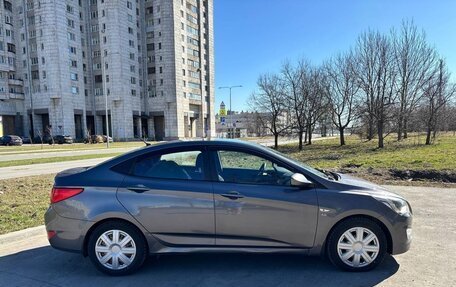 Hyundai Solaris II рестайлинг, 2016 год, 1 200 000 рублей, 3 фотография