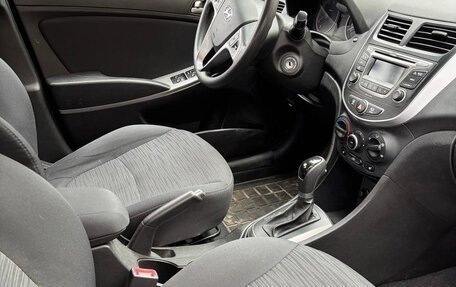 Hyundai Solaris II рестайлинг, 2016 год, 1 200 000 рублей, 27 фотография