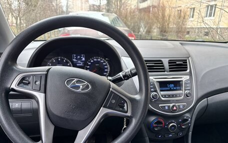 Hyundai Solaris II рестайлинг, 2016 год, 1 200 000 рублей, 37 фотография