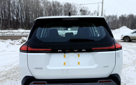 Toyota RAV4, 2025 год, 4 590 000 рублей, 2 фотография