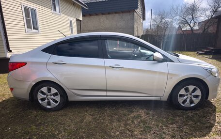 Hyundai Solaris II рестайлинг, 2015 год, 1 150 000 рублей, 17 фотография