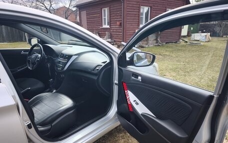 Hyundai Solaris II рестайлинг, 2015 год, 1 150 000 рублей, 16 фотография