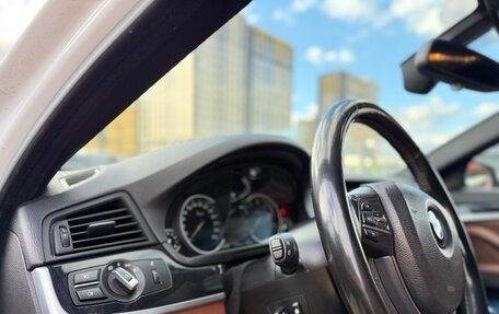 BMW 5 серия, 2016 год, 2 600 000 рублей, 15 фотография