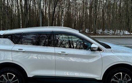 Geely Coolray I, 2022 год, 1 800 000 рублей, 3 фотография