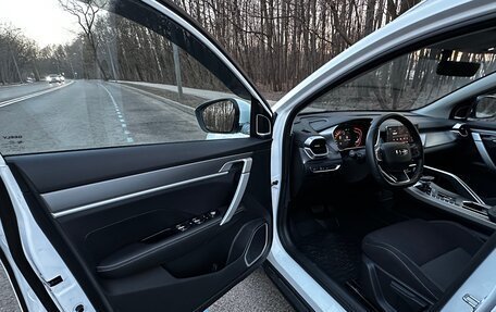 Geely Coolray I, 2022 год, 1 800 000 рублей, 10 фотография