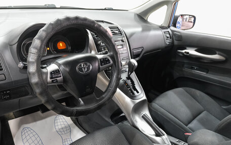 Toyota Auris II, 2012 год, 1 099 000 рублей, 13 фотография