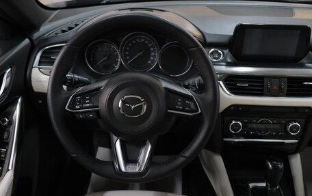 Mazda 6, 2017 год, 1 879 000 рублей, 13 фотография