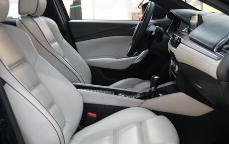 Mazda 6, 2017 год, 1 879 000 рублей, 22 фотография