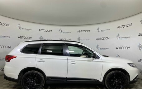 Mitsubishi Outlander III рестайлинг 3, 2021 год, 2 497 000 рублей, 4 фотография