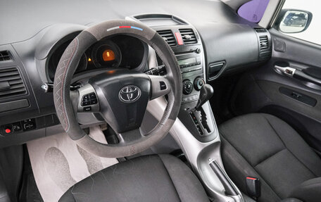 Toyota Auris II, 2011 год, 1 099 000 рублей, 9 фотография