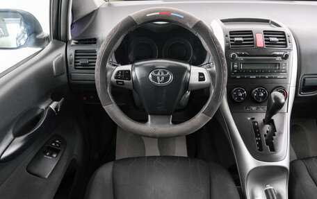 Toyota Auris II, 2011 год, 1 099 000 рублей, 15 фотография