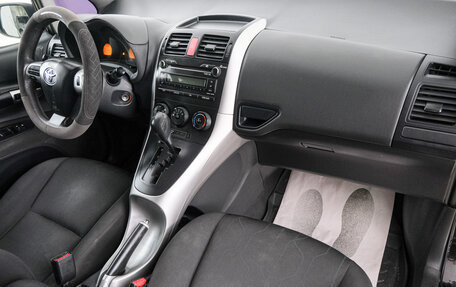 Toyota Auris II, 2011 год, 1 099 000 рублей, 13 фотография