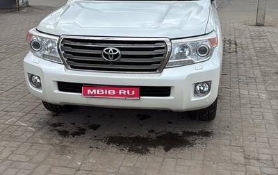 Toyota Land Cruiser 200, 2014 год, 4 000 000 рублей, 1 фотография