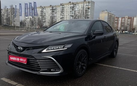 Toyota Camry, 2020 год, 2 850 000 рублей, 1 фотография