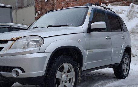 Chevrolet Niva I рестайлинг, 2012 год, 280 000 рублей, 1 фотография