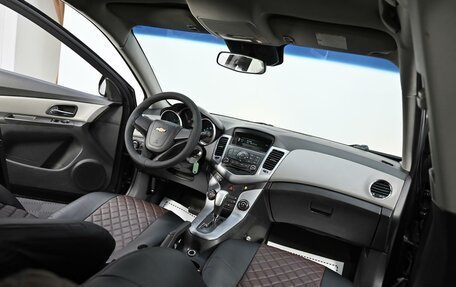 Chevrolet Cruze II, 2011 год, 699 000 рублей, 7 фотография