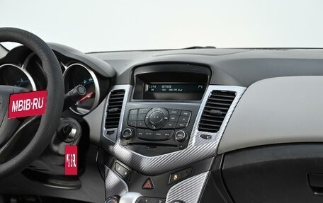 Chevrolet Cruze II, 2011 год, 699 000 рублей, 8 фотография