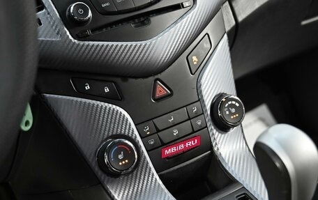 Chevrolet Cruze II, 2011 год, 699 000 рублей, 9 фотография