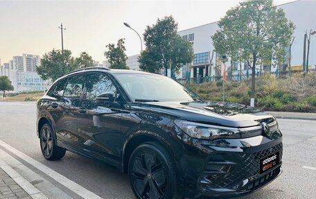 Volkswagen Tiguan, 2025 год, 4 340 000 рублей, 2 фотография