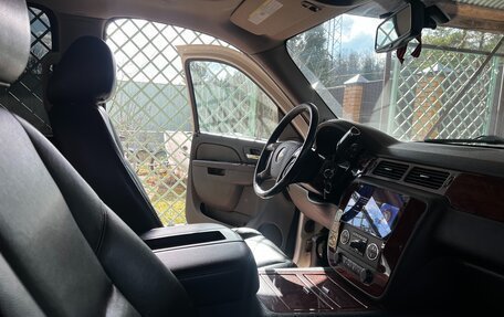 Chevrolet Tahoe III, 2013 год, 2 780 000 рублей, 17 фотография