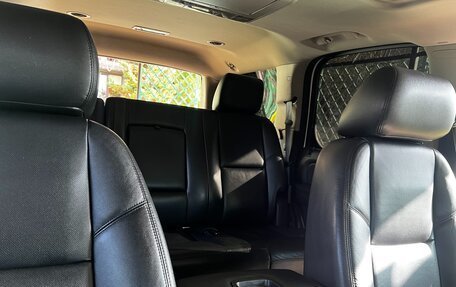 Chevrolet Tahoe III, 2013 год, 2 780 000 рублей, 18 фотография