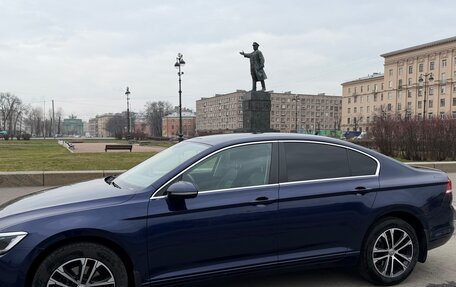 Volkswagen Passat B8 рестайлинг, 2019 год, 1 630 000 рублей, 6 фотография