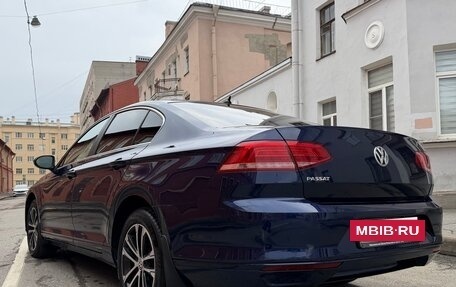 Volkswagen Passat B8 рестайлинг, 2019 год, 1 630 000 рублей, 3 фотография