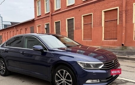 Volkswagen Passat B8 рестайлинг, 2019 год, 1 630 000 рублей, 5 фотография