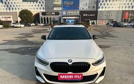 BMW 1 серия, 2022 год, 1 400 002 рублей, 2 фотография
