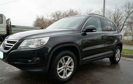 Volkswagen Tiguan I, 2011 год, 1 234 000 рублей, 2 фотография