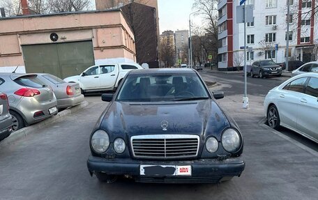 Mercedes-Benz E-Класс, 1998 год, 170 000 рублей, 2 фотография