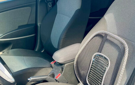 Hyundai Solaris II рестайлинг, 2014 год, 950 000 рублей, 10 фотография