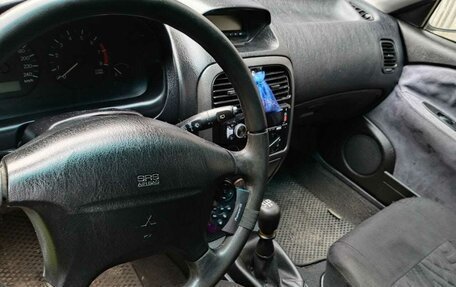 Mitsubishi Carisma I, 2000 год, 220 000 рублей, 4 фотография